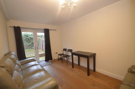 4 bedroom Terraced House to let in Eden Road, West Norwood, London, SE27