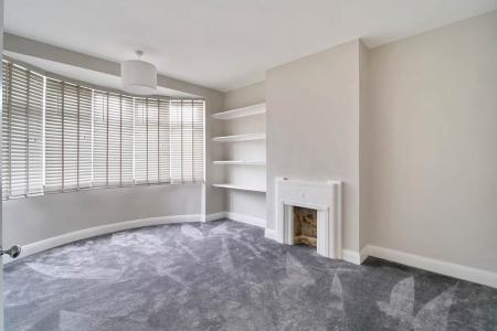 3 bedroom End of terrace house to let in Egremont Road, West Norwood, London, SE27