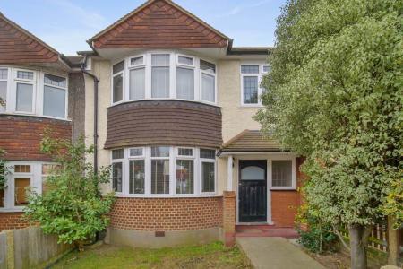 3 bedroom End of terrace house to let in Egremont Road, West Norwood, London, SE27