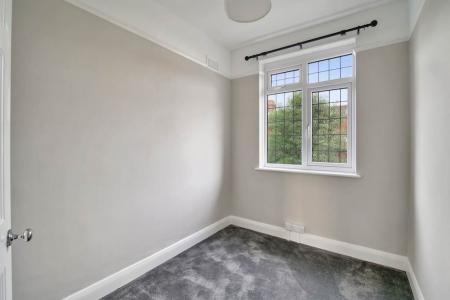 3 bedroom End of terrace house to let in Egremont Road, West Norwood, London, SE27