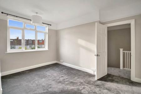 3 bedroom End of terrace house to let in Egremont Road, West Norwood, London, SE27