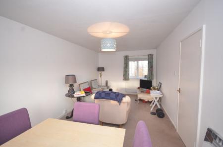 2 bedroom Flat to let in St Gerards Close, Clapham Common, Clapham, London, SW4