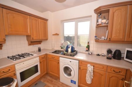 2 bedroom Flat to let in St Gerards Close, Clapham Common, Clapham, London, SW4