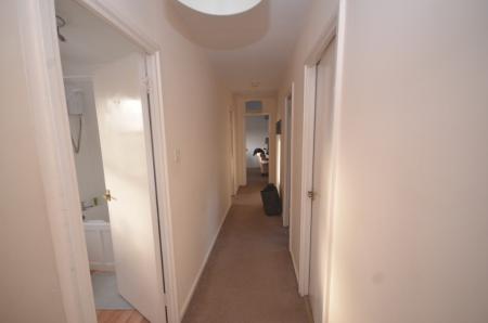 2 bedroom Flat to let in St Gerards Close, Clapham Common, Clapham, London, SW4