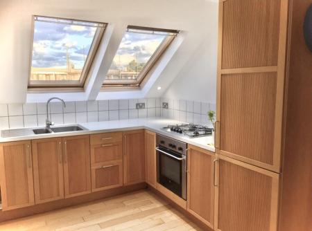 2 bedroom Flat to let in Casewick Road, West Norwood, London, SE27