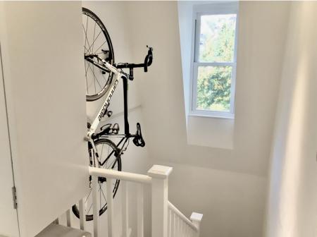 2 bedroom Flat to let in Casewick Road, West Norwood, London, SE27