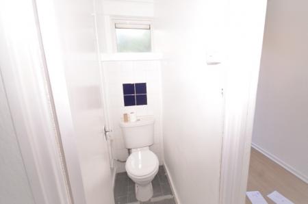 3 bedroom Flat to let in Bowen Drive, West Dulwich, London, SE21