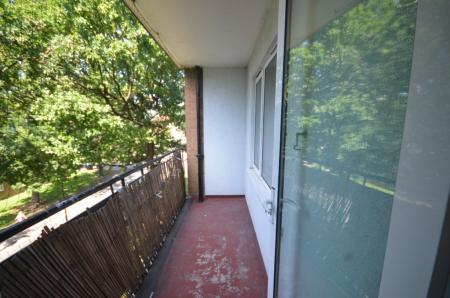 3 bedroom Flat to let in Bowen Drive, West Dulwich, London, SE21