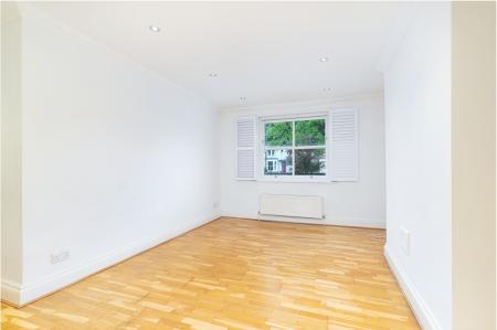 2 bedroom Flat for sale in Lancaster Avenue, West Norwood, London, SE27