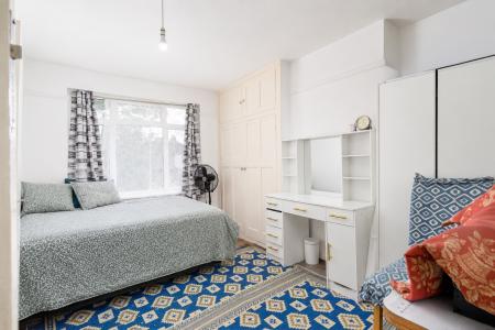 3 bedroom Terraced House for sale in Thornton Road, Thornton Heath, Croydon, CR7