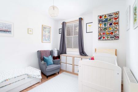 2 bedroom Flat for sale in Thornlaw Road, West Norwood, London, SE27