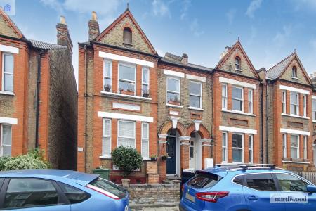 1 bedroom Maisonette for sale in Gipsy Road, West Norwood, London, SE27