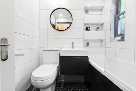 1 bedroom Flat to let in Elderwood Place, West Norwood, London, SE27