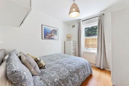 1 bedroom Flat to let in Elderwood Place, West Norwood, London, SE27