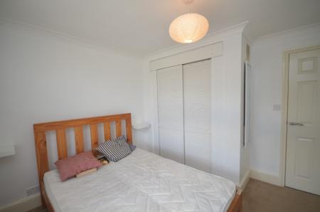 1 bedroom Flat to let in Wolfington Road, West Norwood, London, SE27