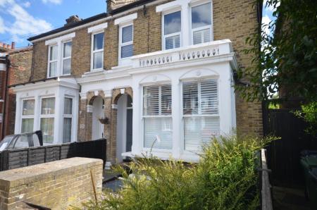 1 bedroom Flat to let in Wolfington Road, West Norwood, London, SE27