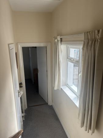 1 bedroom Flat to let in North Cross Rd, Dulwich, London, SE22