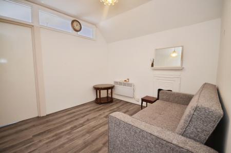 1 bedroom Flat to let in KIngsmead Rd, Tulse HIll, London, SW2