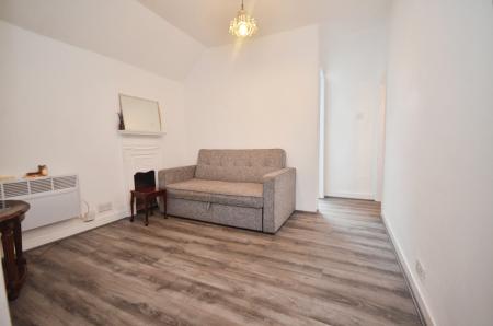 1 bedroom Flat to let in KIngsmead Rd, Tulse HIll, London, SW2