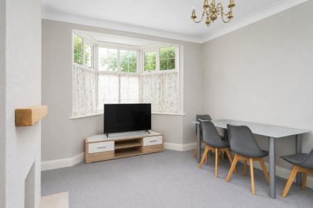 3 bedroom Terraced House to let in Manship Road, Mitcham, London, CR4