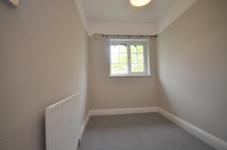 3 bedroom Terraced House to let in Manship Road, Mitcham, London, CR4