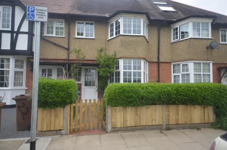 3 bedroom Terraced House to let in Manship Road, Mitcham, London, CR4