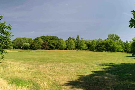 1 bedroom Flat for sale in Elderwood Place, West Norwood, London, SE27