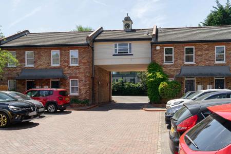 1 bedroom Flat for sale in Elderwood Place, West Norwood, London, SE27