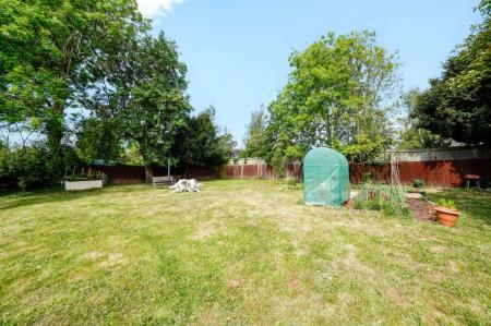 3 bedroom Flat for sale in Lancaster Avenue, West Dulwich, London, SE27