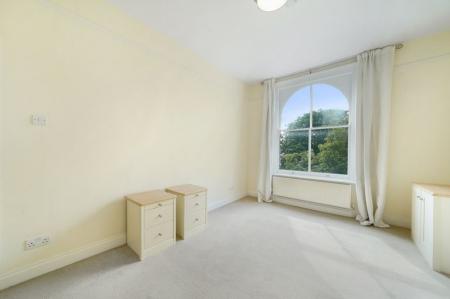 3 bedroom Flat for sale in Lancaster Avenue, West Dulwich, London, SE27