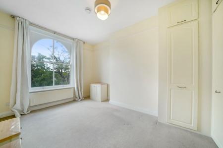 3 bedroom Flat for sale in Lancaster Avenue, West Dulwich, London, SE27