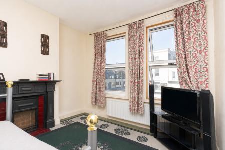 3 bedroom Flat for sale in Portland Mansions Portland Road, South Norwood, London, SE25