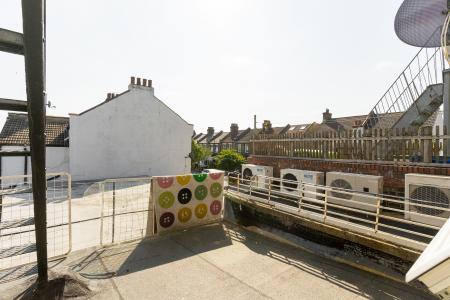 3 bedroom Flat for sale in Portland Mansions Portland Road, South Norwood, London, SE25