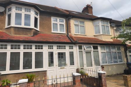 3 bedroom Terraced House to let in Cromer Road, South Norwood, London, SE25