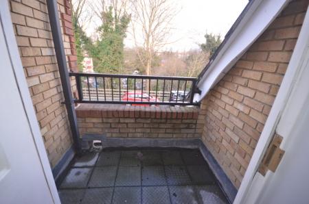 1 bedroom Terraced House to let in Amblecote Meadows, Grove Park, London, SE12