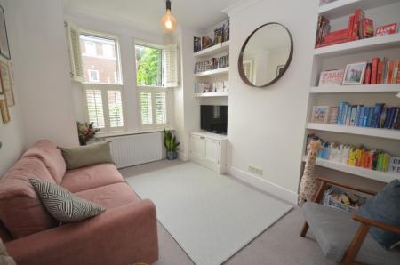 2 bedroom Maisonette to let in St Louis Road, West Norwood, London, SE27