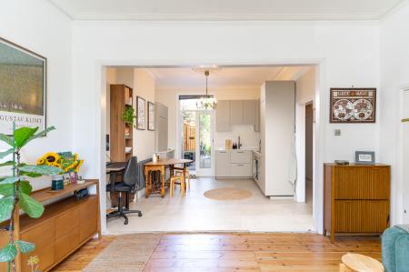 1 bedroom Flat for sale in St Julian's Farm Road, West Norwood, London, SE27