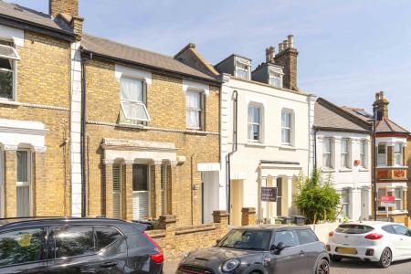 1 bedroom Flat for sale in St Julian's Farm Road, West Norwood, London, SE27