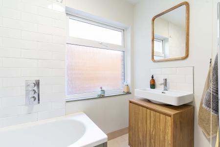 1 bedroom Flat for sale in St Julian's Farm Road, West Norwood, London, SE27
