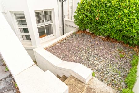 1 bedroom Flat for sale in Gipsy Road, Gipsy Hill, London, SE27