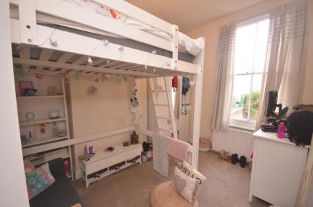 2 bedroom Flat to let in Dulwich Road, Brixton, London, SE24