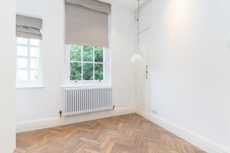 1 bedroom Flat to let in Elderwood Place, West Norwood, London, SE27