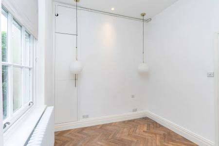 1 bedroom Flat to let in Elderwood Place, West Norwood, London, SE27