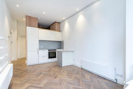 1 bedroom Flat to let in Elderwood Place, West Norwood, London, SE27