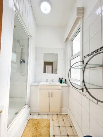 1 bedroom House of Multiple Occupation to let in Croxted Rd, Herne Hill, London, SE21