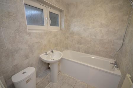 1 bedroom Flat to let in Hermitage Road, Crystal Palace, London, SE19