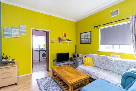 1 bedroom Flat to let in Brigstock Road, Thornton Heath, Croydon, CR7