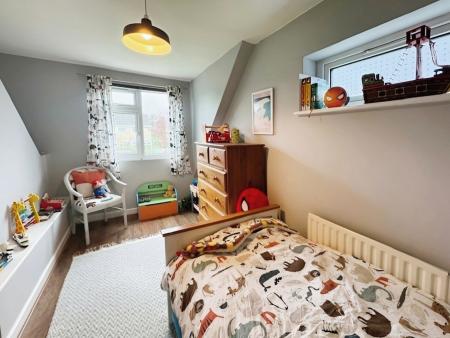 4 bedroom Semi-detached house for sale in Ashley Place, Warminster, BA12