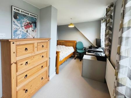 4 bedroom Semi-detached house for sale in Ashley Place, Warminster, BA12