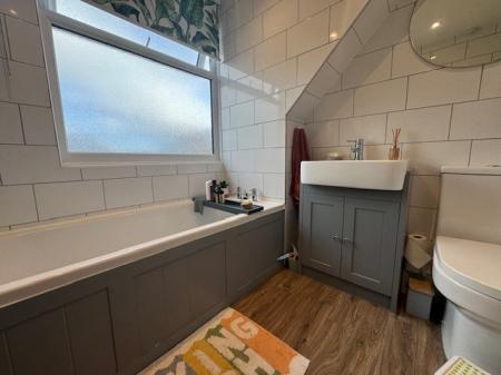 4 bedroom Semi-detached house for sale in Ashley Place, Warminster, BA12